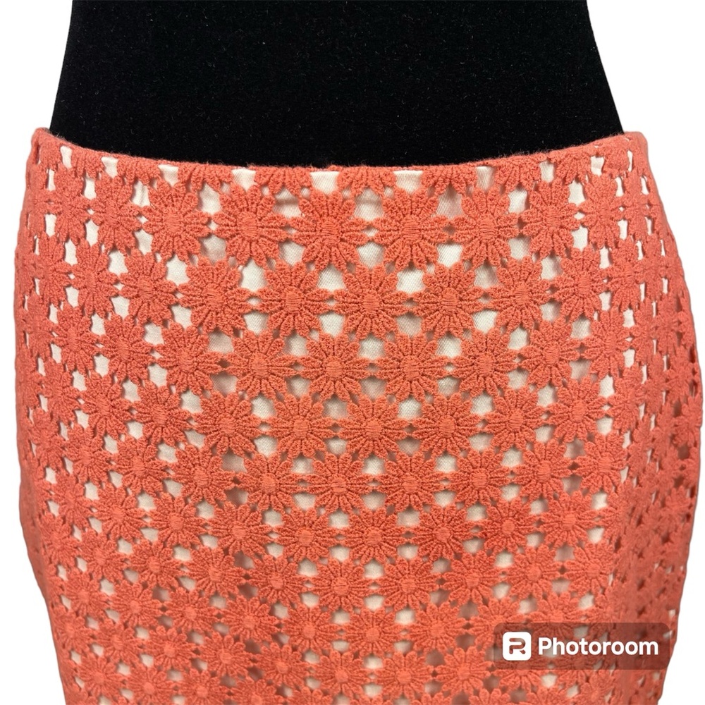 Talbots Crochet Lace Lined Pencil Skirt Daisy Coral Pink Orange Size 6 EUC - Picture 2 of 10